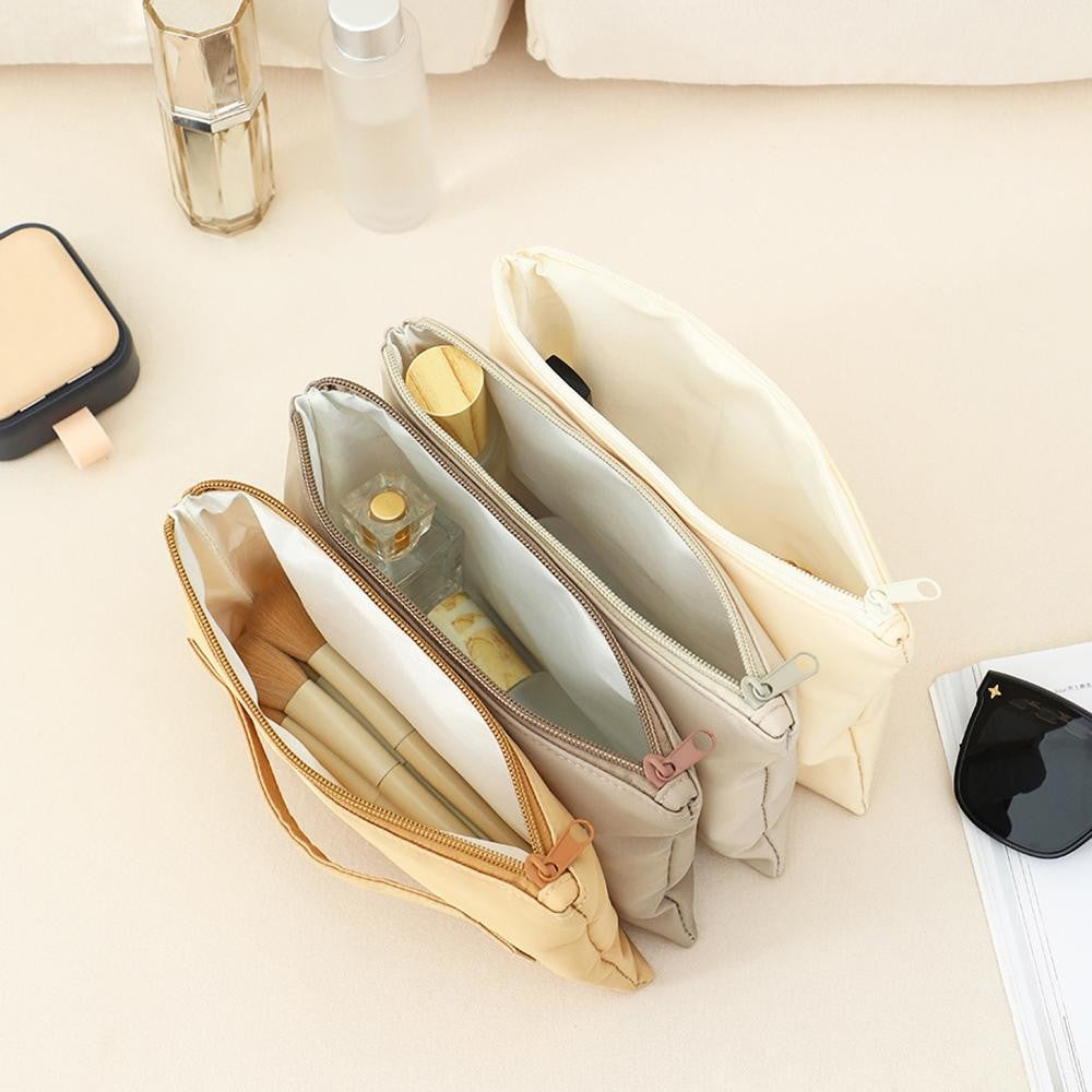 1 In 4 Nylon Makeup Pouch